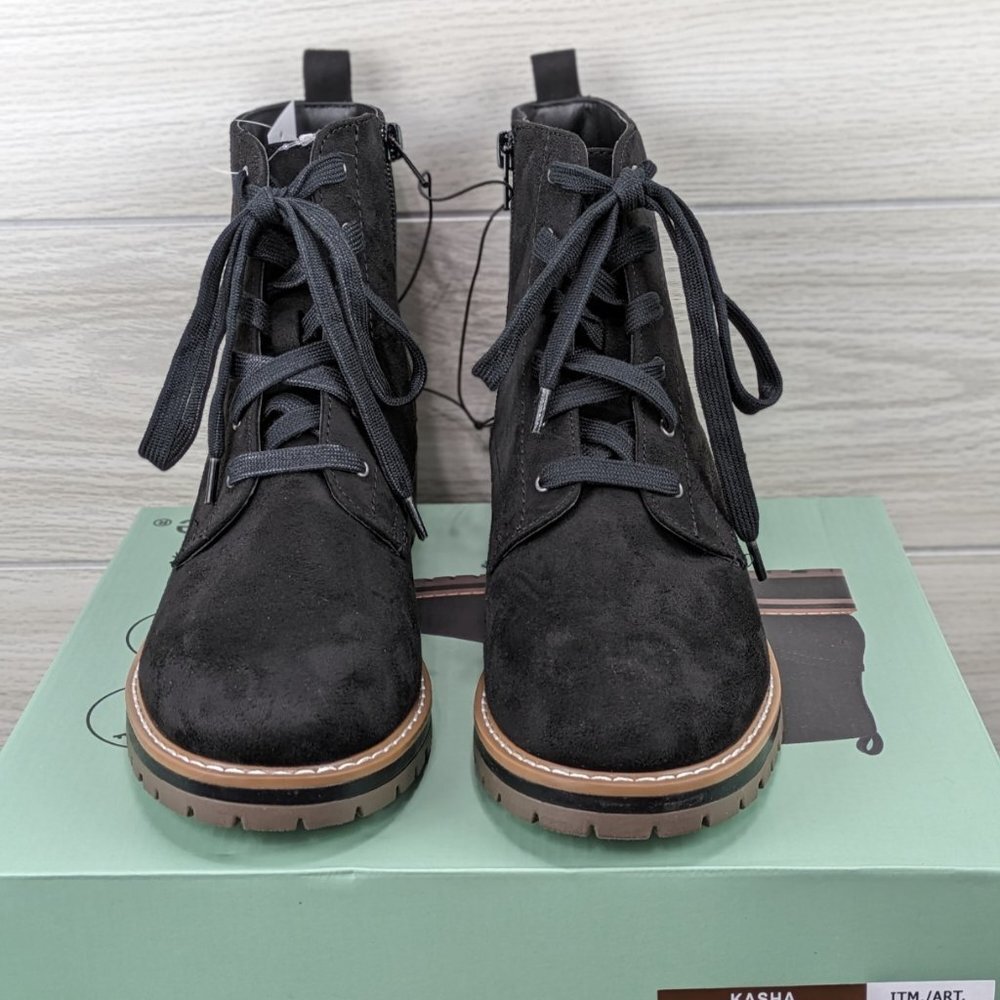 NEW Kensie KASHA Lace up Heeled Booties 9 - Picture 4 of 6